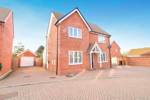 65 Orchard Way, Boreham, Chelmsford, CM3 3GQ