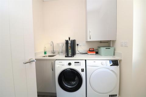 65 Orchard Way, Boreham, Chelmsford, CM3 3GQ