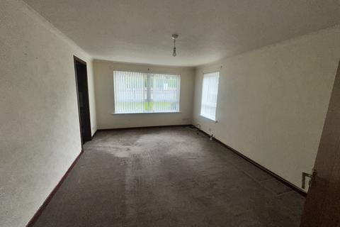 2 bedroom flat for sale, Neilston Road, Paisley PA2