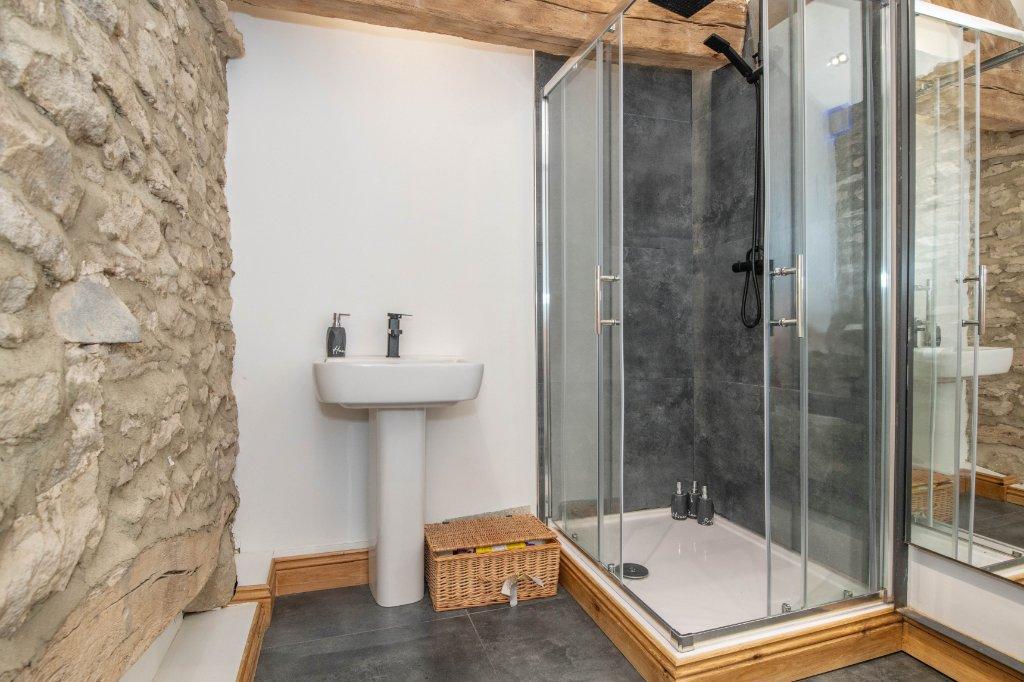 House Shower Room