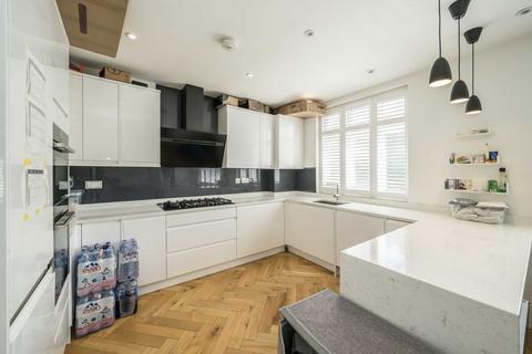 2 bedroom flat to rent, Horn Lane, London W3