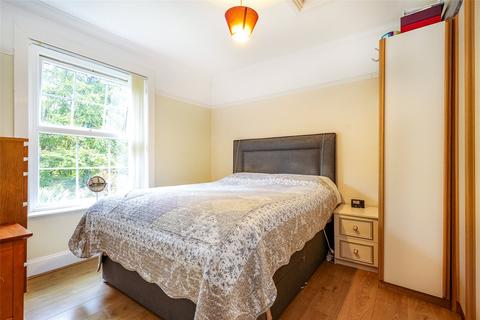 2 bedroom apartment for sale, London Road, Rake, Liss, Hampshire, GU33