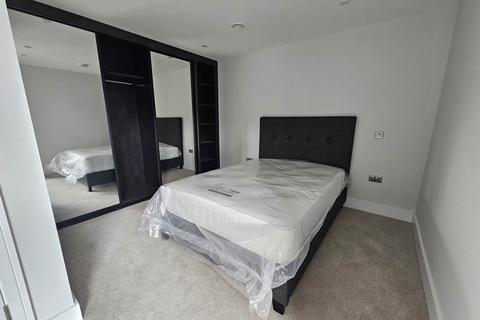 1 bedroom flat to rent, 116 Cockfosters road, Enfield, London