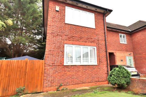 3 bedroom semi-detached house for sale, Andover House, Courthouse Road, London, N12 7PJ