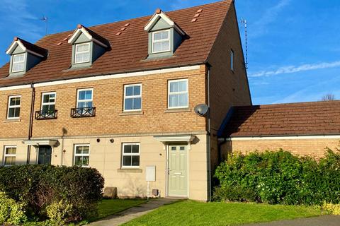 3 bedroom end of terrace house for sale, Kedleston Road, Grantham, NG31