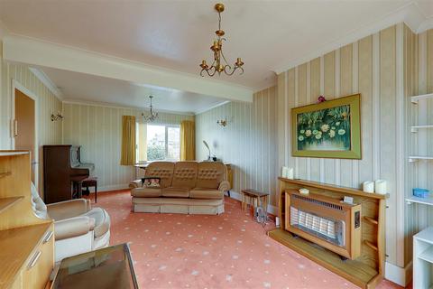 2 bedroom semi-detached bungalow for sale, Woodside Road, Worthing