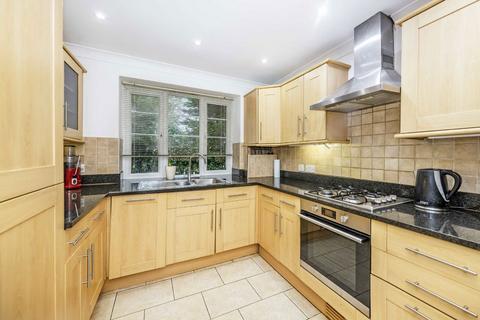 1 bedroom flat to rent, Friern Park, London N12