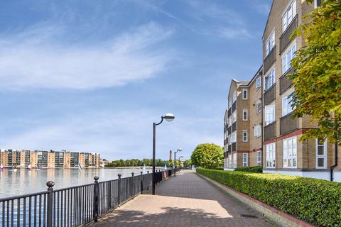 84 Wheat Sheaf Close, London, E14 9UY