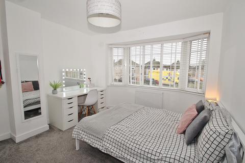 37 Schofield Avenue, Witney, OX28 1JR