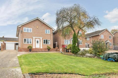 5 bedroom detached house for sale, Rosemary Drive, Bromham, Bedford