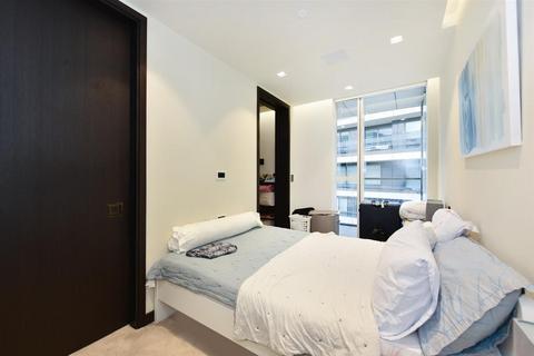 1 bedroom flat for sale, 83 Earls Way, London SE1