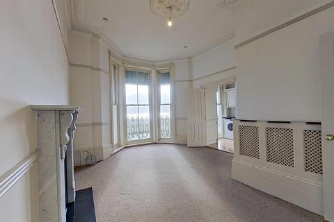 1 bedroom flat to rent, Marine Crescent, Folkestone