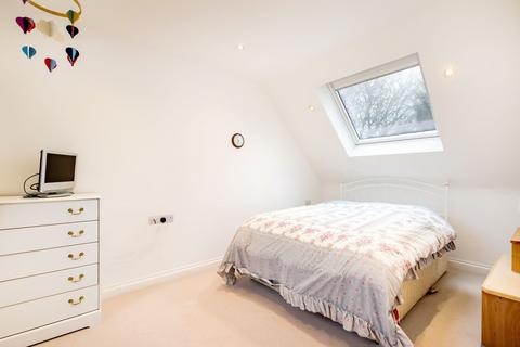 63 Kings Croft, Long Ashton, Bristol, BS41 9ED