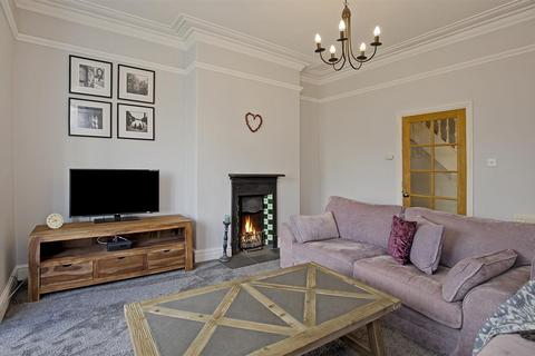 2 bedroom apartment for sale, Church Street, Ilkley LS29