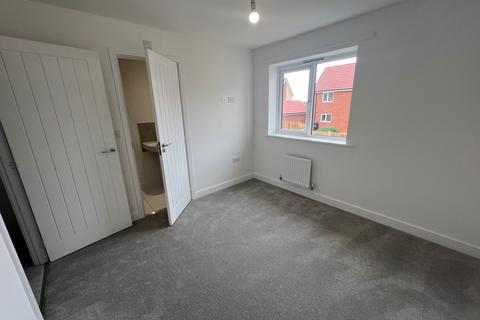 2 bedroom terraced house for sale, Rawlinson Crescent, Bury St Edmunds