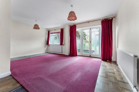 3 bedroom end of terrace house for sale, Virginia Close , Laleham , Staines-Upon-Thames , TW18