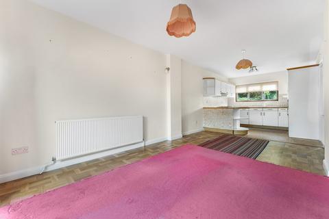 3 bedroom end of terrace house for sale, Virginia Close , Laleham , Staines-Upon-Thames , TW18