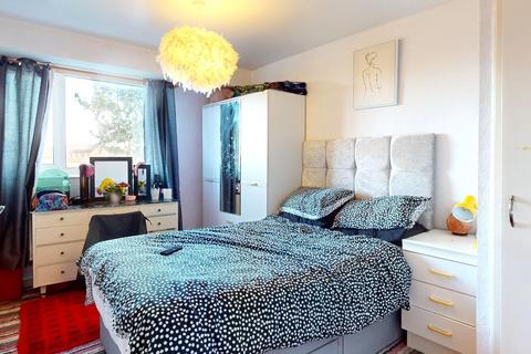 14 Myerscroft, Otley, LS21 3JG