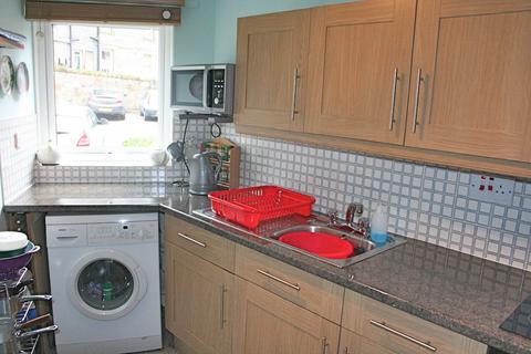 2 bedroom flat to rent, Drum Terrace, Edinburgh, EH7