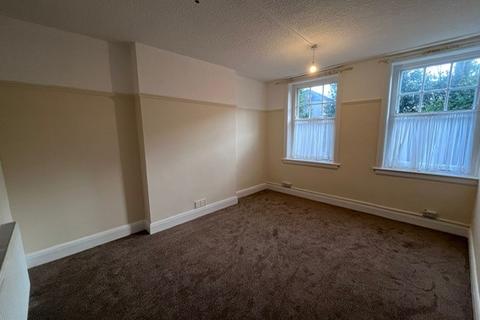 2 bedroom flat to rent, 37 Belgrave Court Walter Road Swansea