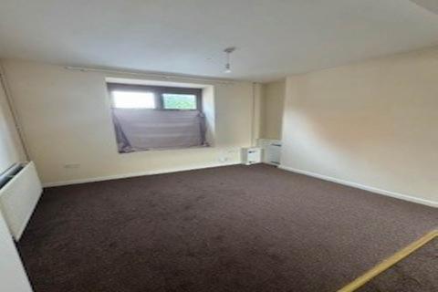 3 bedroom house to rent, Southgate Street, ,