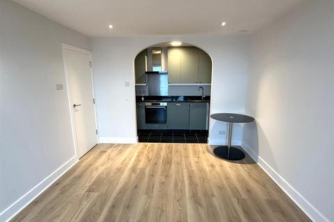 2 bedroom flat to rent, Lyon Road, Harrow