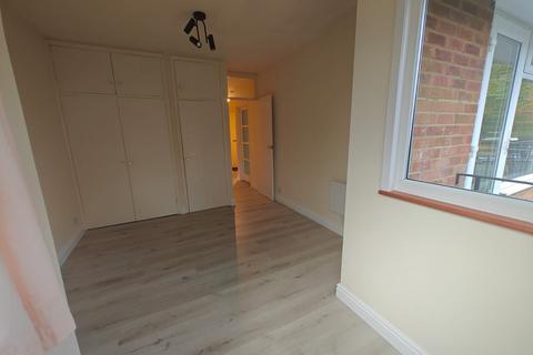 1 bedroom flat to rent, Lovelace Road, Surbiton KT6