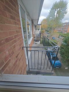 1 bedroom flat to rent, Lovelace Road, Surbiton KT6