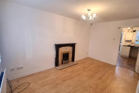 2 bedroom semi-detached house to rent, Ellesmere Road, Bolton, BL3