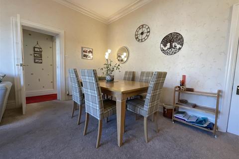 4 bedroom apartment for sale, Holbeck Hill, Scarborough