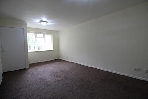 2 bedroom apartment to rent, Talaton Close, Pendeford, Wolverhampton