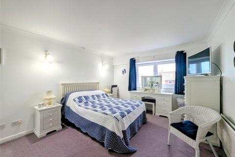 2 bedroom apartment for sale, Southwater House, 30 Marine Parade West, Lee-On-The-Solent, Hampshire, PO13