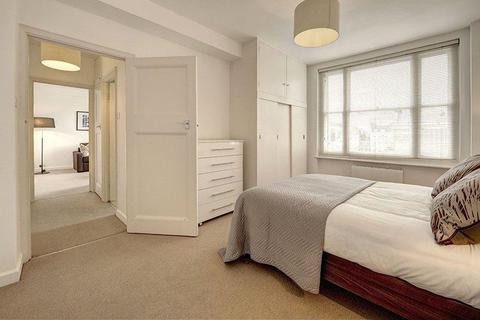 3 bedroom property to rent, Hill Street, Mayfair, London