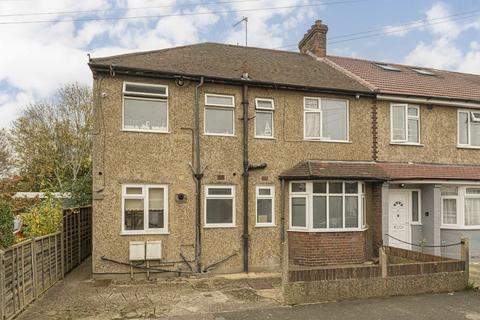 2 bedroom maisonette for sale, Fruen Road, Feltham TW14