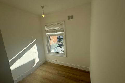 2 bedroom terraced house to rent, Brighton Road, Darlington DL1