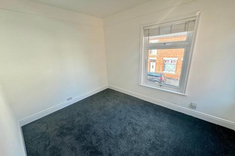 2 bedroom terraced house to rent, Brighton Road, Darlington DL1