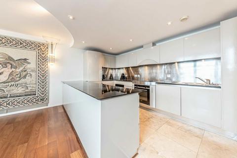 3 bedroom flat to rent, Westminster Bridge Road, London SE1