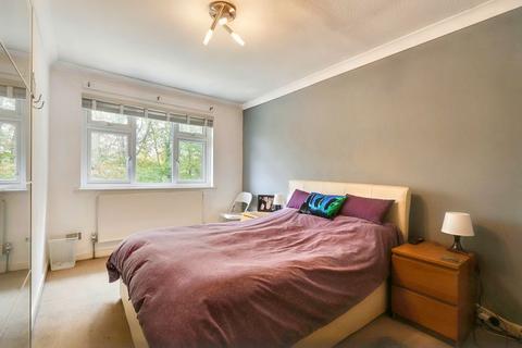 102 Betsham Road, Maidstone, ME15 8TX