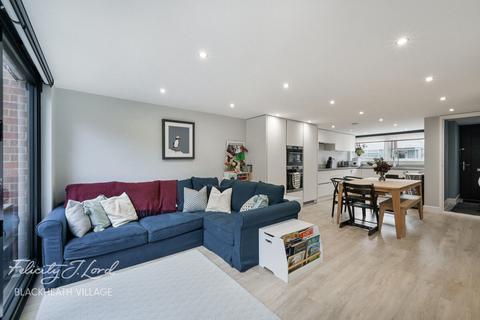 4 bedroom end of terrace house for sale, Foxwood Road, London, SE3