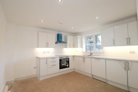 3 bedroom detached house for sale, Cherrywood Road, Farnborough GU14