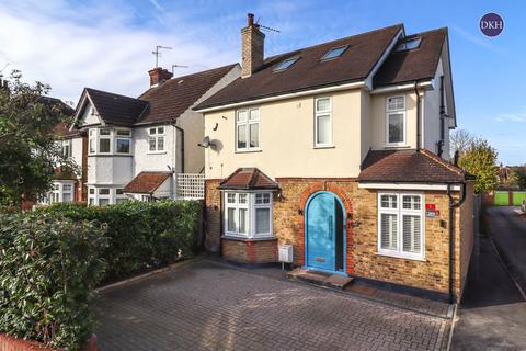 4 bedroom detached house for sale, Pinner Road, Watford WD19