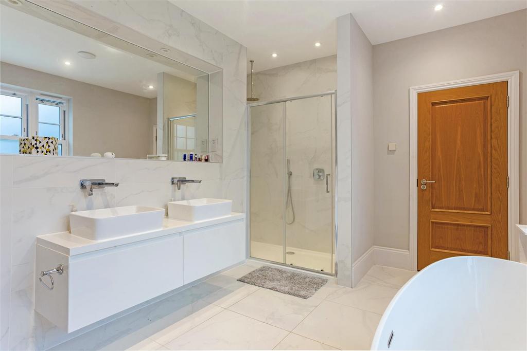 81830 4 A-Bingham-Avenue-Poole (21).jpg