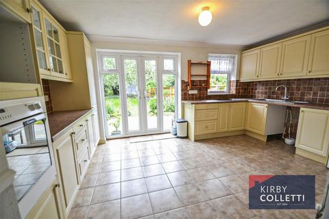 3 bedroom terraced house for sale, Stanstead Road, Hoddesdon