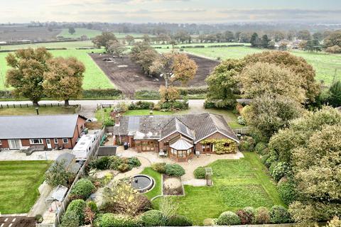 3 bedroom detached house for sale, Rosehill Road, Stoke Heath, TF9