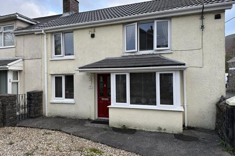 3 bedroom end of terrace house for sale, St. Davids Road, Ystalyfera, Ystradgynlais, Neath Port Talbot.