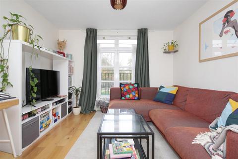 2 bedroom terraced house for sale, Parkside Crescent, Holloway