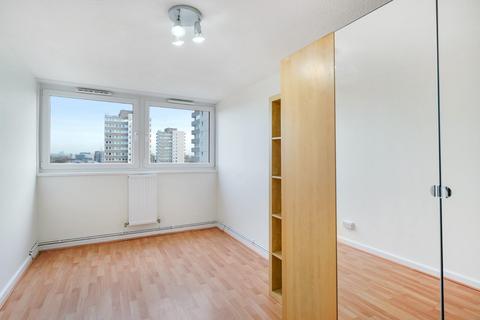 2 bedroom flat to rent, Green Dragon Lane, Brentford TW8