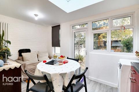 Flat 1, 36 Elgin Road, Ilford, IG3 8LL