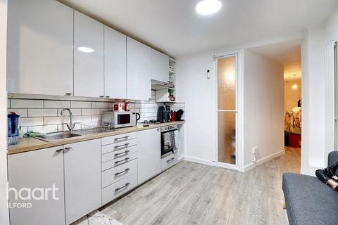 Flat 1, 36 Elgin Road, Ilford, IG3 8LL
