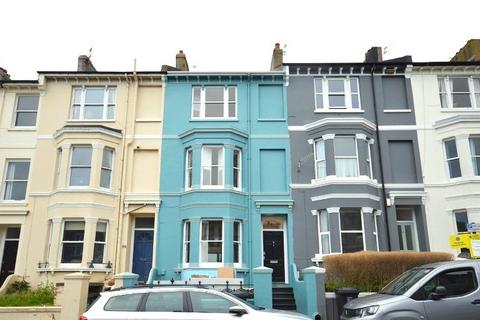 5 bedroom terraced house to rent, Queens Park Road, Brighton BN2